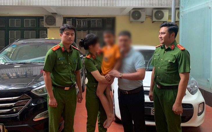 200 cảnh sát "trắng đêm" truy bắt nghi phạm bắt cóc bé trai 7 tuổi ở Hà Nội