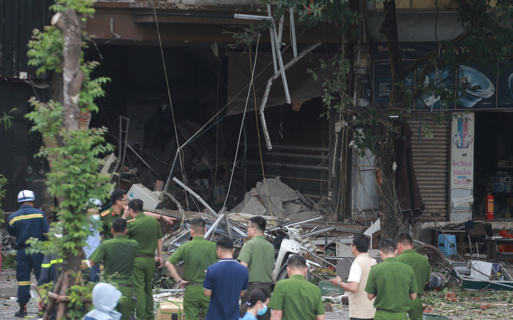Nổ như bom tại Yên Phụ (Hà Nội) được xác định là nổ bình gas, 4 người bị thương
