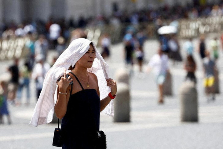 Nắng nóng kinh hồn quét qua nước Ý hồi tháng 7. Trong ảnh là Vatican vào ngày 19-7 - Ảnh: REUTERS