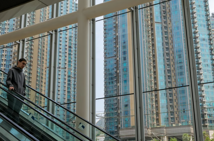 Giá nhà đất tại Hong Kong chịu áp lực khi lãi suất tăng khiến các khoản vay trở nên khó chi trả hơn - Ảnh: JELLY TSE