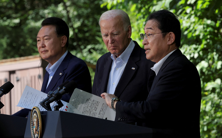 Trung Quốc đáp trả tuyên bố chung của Mỹ, Nhật, Hàn ở Trại David