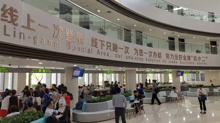 Thượng Hải cam kết phê duyệt dự án trong 2 tiếng đồng hồ để thu hút đầu tư nước ngoài - Ảnh 1.