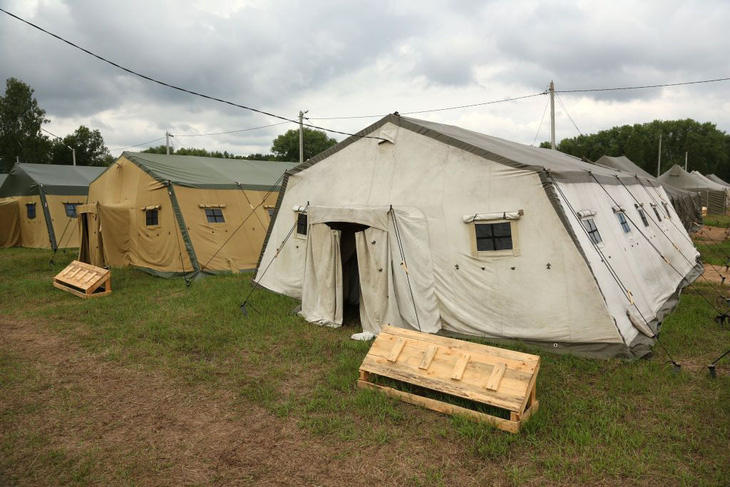 Những chiếc lều tại một trại quân sự Belarus được dựng lên hồi tháng 7 để đón hàng ngàn chiến binh Wagner - Ảnh: GETTY IMAGES