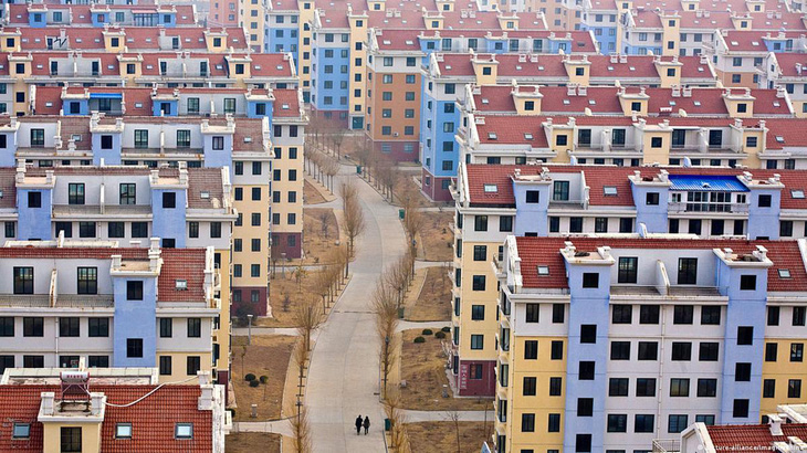 Phát triển hạ tầng và bất động sản ồ ạt khiến nhiều thành phố &quot;ma&quot; mọc lên ở Trung Quốc. Ảnh: DW
