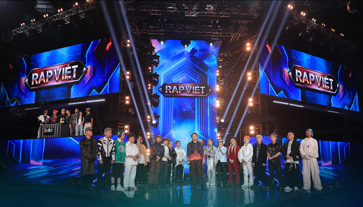 Giây phút quyết định thí sinh nhận Nón Vàng từ ba vị giám khảo Rap Việt mùa 3 luôn thu hút nhiều sự quan tâm của khán giả.