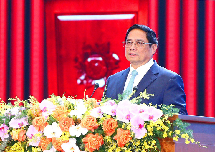 Thủ tướng Phạm Minh Chính phát biểu tại hội nghị - Ảnh: TRẦN HUẤN