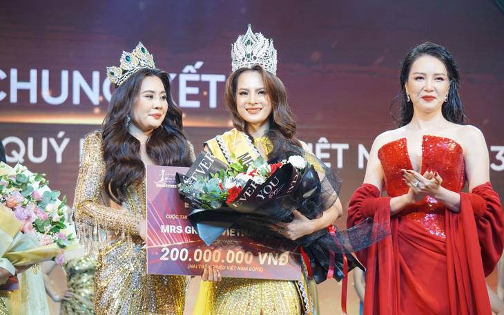 Đoàn Thị Thu Hằng là Hoa hậu Quý bà hòa bình Việt Nam 2023