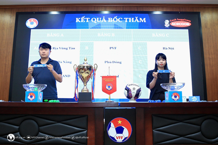 Toàn cảnh lễ bốc thăm vòng chung kết Giải U15 quốc gia 2023 sáng 4-8 - Ảnh: VFF