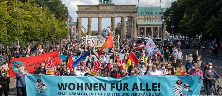 Người dân ở Berlin đã biểu tình phản đối giá thuê nhà cao từ nhiều năm nay - Ảnh: DW