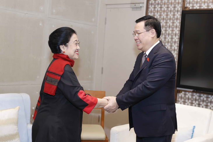 Chủ tịch Quốc hội Vương Đình Huệ hội kiến Chủ tịch Đảng PDI-P Megawati Soekarnoputri ngày 4-8 - Ảnh: Quochoi.vn