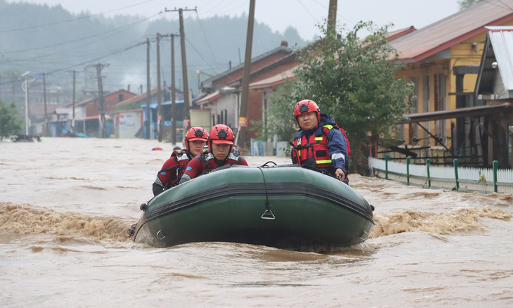 Trung Quốc nâng mức ứng phó với lũ lụt ở đông bắc - Ảnh: GLOBAL TIMES