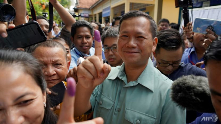 Ông Hun Manet bỏ phiếu tại cuộc bầu cử ngày 23-7 - Ảnh: AFP