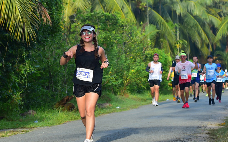 6.000 người chạy bộ vì sức khỏe và môi trường