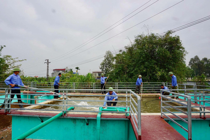 Công ty CP phát triển nước sạch Hưng Đạo bị UBND huyện Tiên Lãng, TP Hải Phòng xử phạt 15 triệu đồng vì bán nước không đảm bảo chất lượng cho dân - Ảnh: T.HIỀN