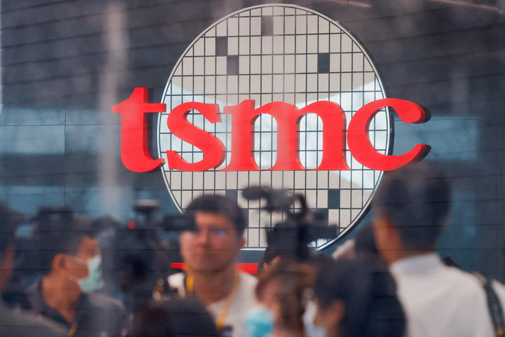 Logo Công ty TSMC tại một trung tâm R&D ở Đài Loan - Ảnh: REUTERS