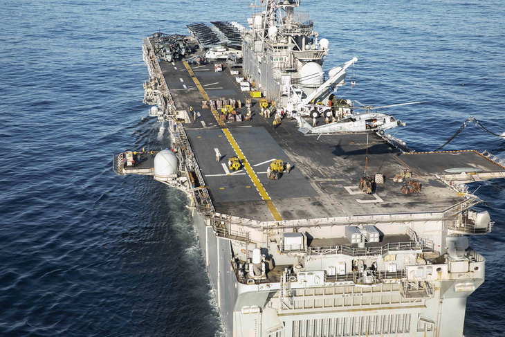 Tàu tấn công đổ bộ lớp Wasp USS Bataan (LHD5) - Ảnh: Hải quân Mỹ