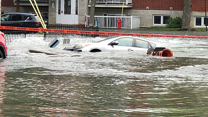 Lũ lụt ở Montréal, Canada vào cuối tháng 7-2023 - Ảnh: CTV News