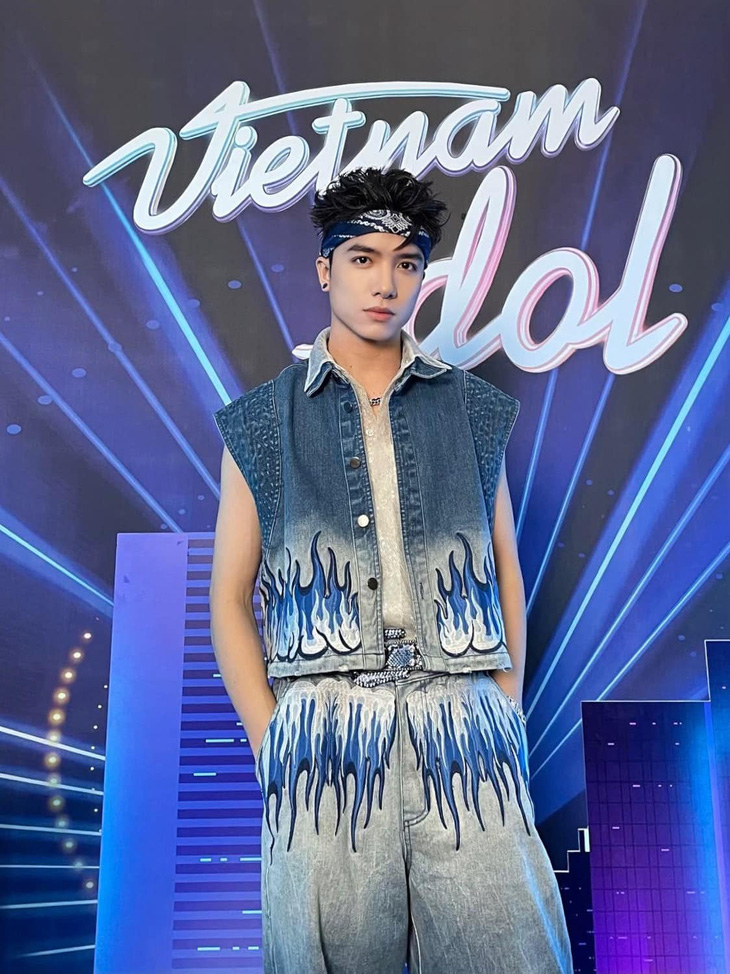 Xuân Định K.Y bứt phá ở Vietnam Idol