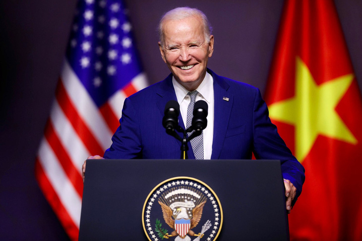 Tổng thống Mỹ Joe Biden trong cuộc họp báo riêng của phái đoàn Mỹ tại Hà Nội vào ngày 10-9-2023, nhân chuyến thăm cấp Nhà nước tới Việt Nam - Ảnh: NGUYỄN KHÁNH