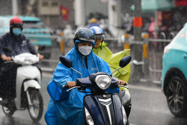 Hôm nay thời tiết Nam Bộ bớt mưa to - Ảnh: QUANG ĐỊNH
