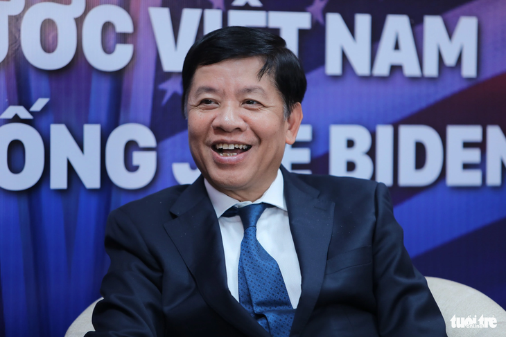 Ông Nguyễn Quốc Cường chia sẻ tại tọa đàm chiều 11-9 của báo Tuổi Trẻ Online - Ảnh: DANH KHANG