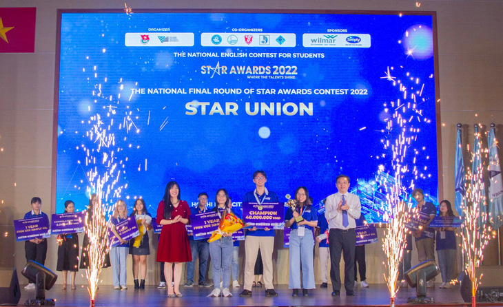 english competition "star awards 2023"  It not only attracts students from the national university, regional universities and premier schools but also extends to students from the entire country - Photo: National University