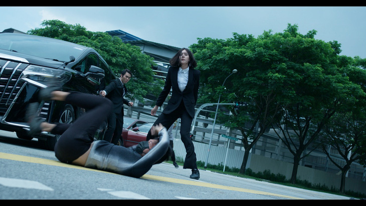 Nữ vệ sĩ: Phim hành động Singapore đề cao giá trị nữ quyền - Ảnh 3.