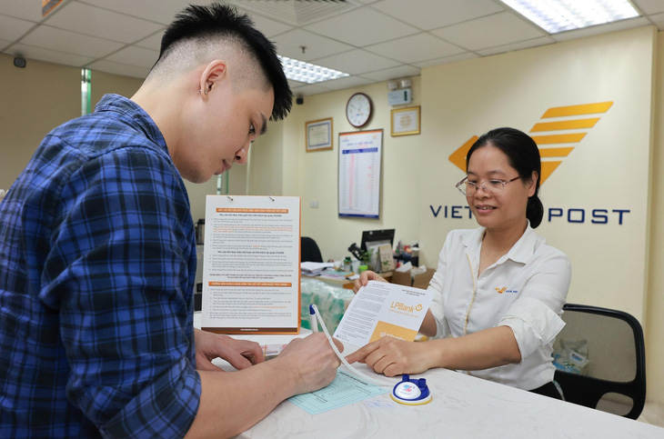 Hoạt động cung cấp dịch vụ Tiết kiệm Bưu điện tại các điểm giao dịch bưu điện đảm bảo diễn ra bình thường trên toàn mạng lưới Bưu điện Việt Nam