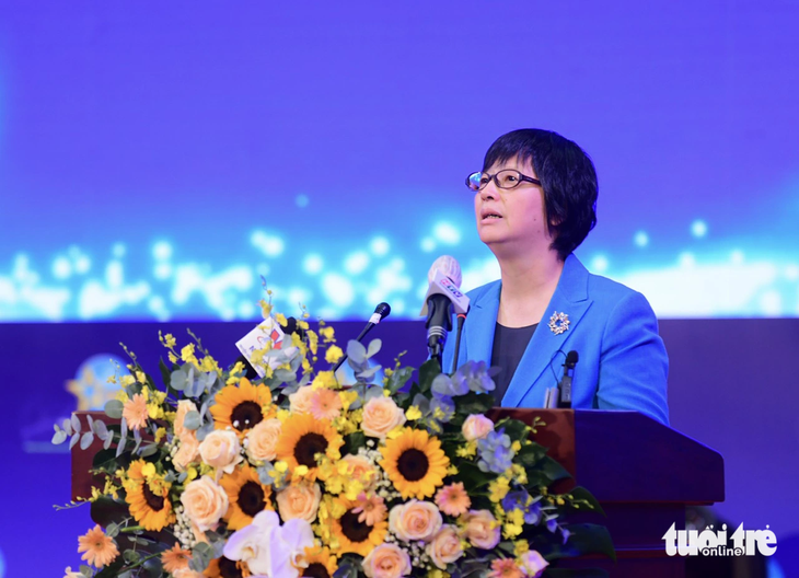Bà Tôn Minh, phó chủ nhiệm Ủy ban Thường vụ Đại hội Đại biểu Nhân dân Thành phố Thượng Hải (Trung Quốc) - Ảnh: QUANG ĐỊNH