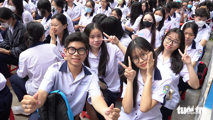 Học sinh Trường THPT Bùi Thị Xuân (Q.1, TP.HCM) trong ngày tựu trường - Ảnh minh họa: NHƯ HÙNG