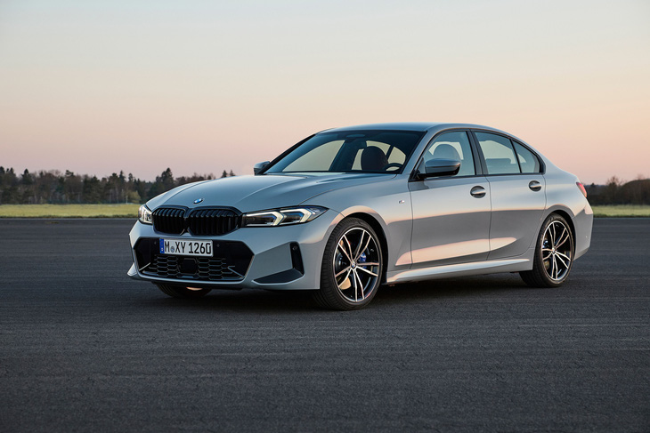 The design of the new BMW 3-Series promises to be no different from many of the current market versions when it launches in 2027 - Photo: BMW