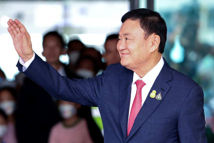 Án tù cho cựu thủ tướng Thái Lan Thaksin Shinawatra giảm từ 8 năm xuống 1 năm và ông có thể được ân xá sau khi thụ án 6 tháng - Ảnh: REUTERS