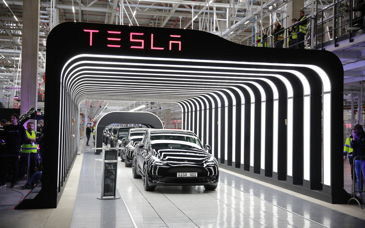 Tesla chỉ mất 200 ngày để sản xuất 1 triệu xe