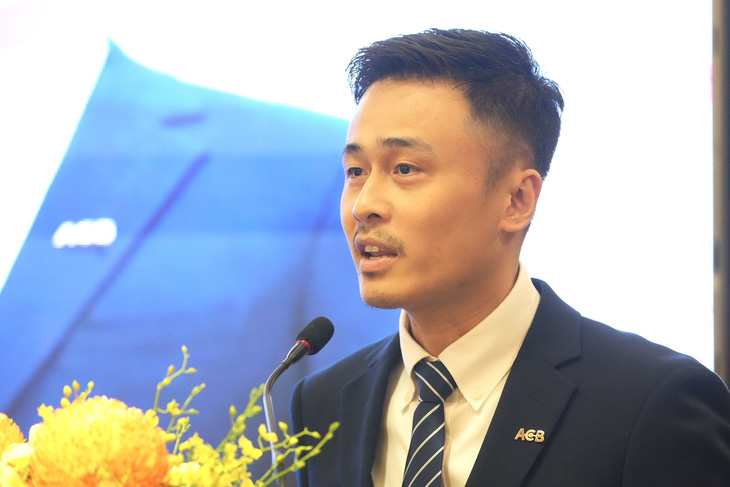 Ông Nguyễn Trần Nam, giám đốc Khối Ngân hàng số ACB - Ảnh: HỮU HẠNH