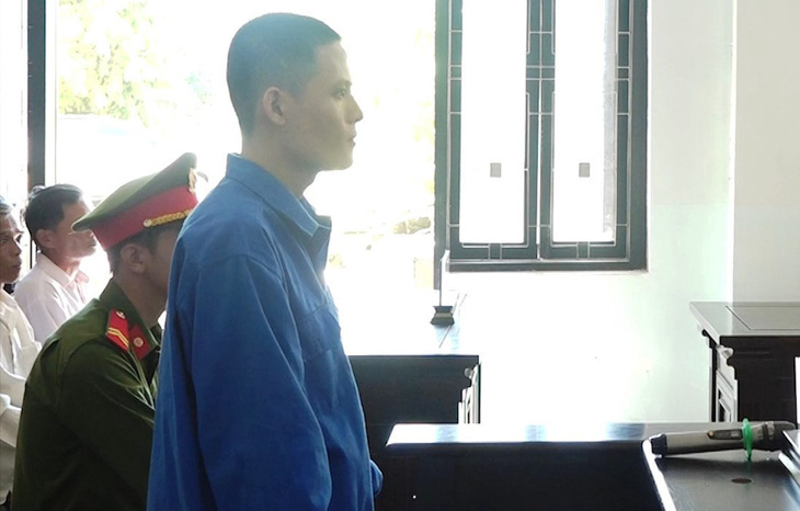 Võ Văn Thành bị tuyên phạt tù chung thân vì tội giết chú ruột của mình trong lúc bị loạn thần do sử dụng ma túy - Ảnh: NGỌC MINH