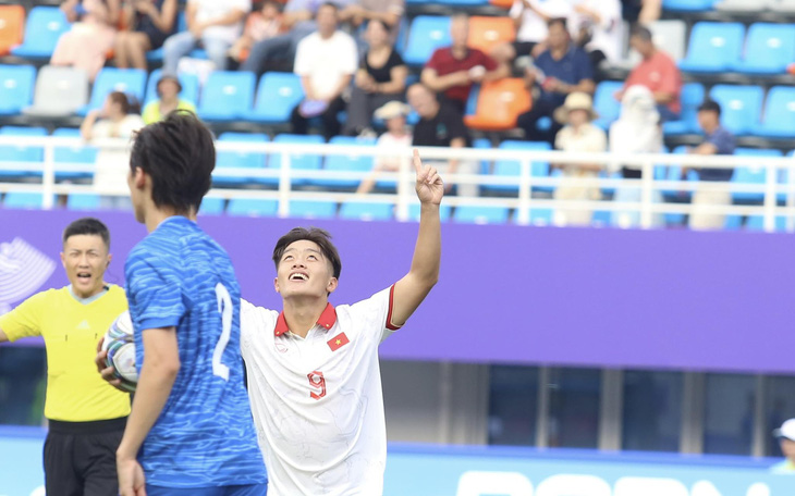 Lịch thi đấu bóng đá nam Asiad 19 ngày 21-9: Olympic Việt Nam đấu Iran