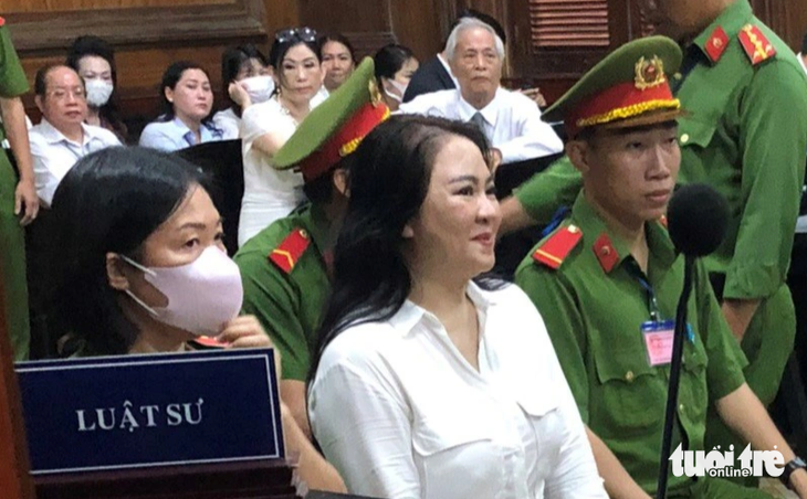 Bị cáo Nguyễn Phương Hằng tại tòa - Ảnh: A.T.