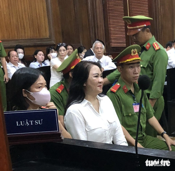 Bà Nguyễn Phương Hằng tại tòa - Ảnh: A.T.