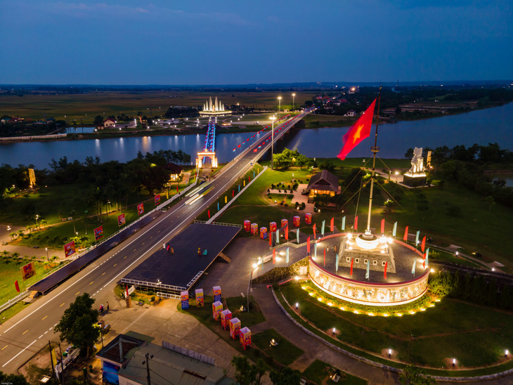 Di tích quốc gia đặc biệt Đôi bờ Hiền Lương - Bến Hải, nơi dự kiến diễn ra lễ khai mạc Lễ hội vì Hòa bình 2024 - Ảnh: Hoàng Táo