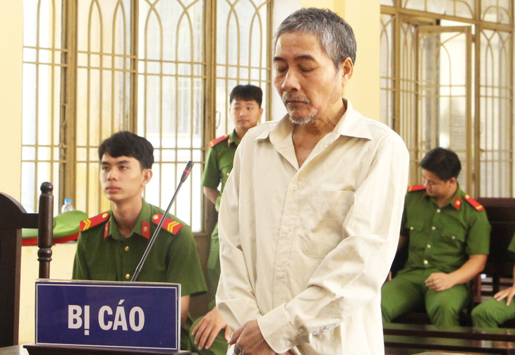Bị cáo Hồ Văn Thu tại phiên tòa - Ảnh: V.TRẦN