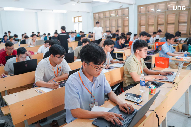 Sinh viên Trường đại học Bách khoa - Đại học Đà Nẵng