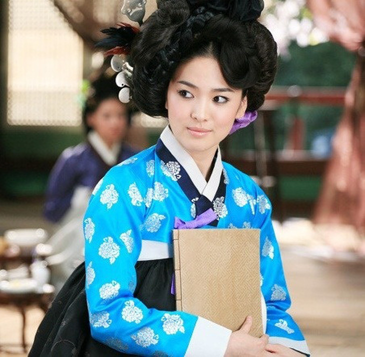 Song Hye Kyo trong tạo hình kỹ nữ thời xưa