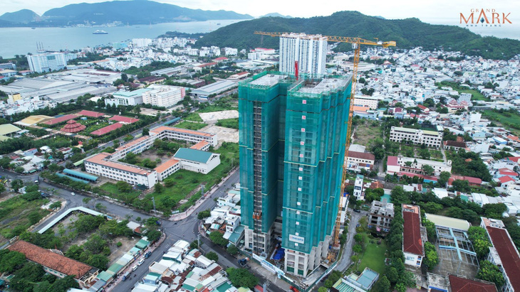 Tiến độ xây dựng 32/39 tầng, Grand Mark Nha Trang dự kiến cất nóc vào quý 2-2024