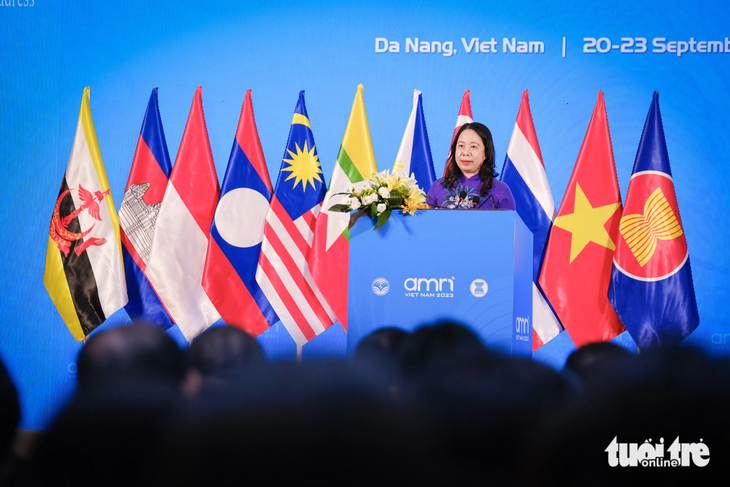 Phó chủ tịch nước Võ Thị Ánh Xuân phát biểu tuyên bố khai mạc Hội nghị AMRI 16 - Ảnh: TẤN LỰC
