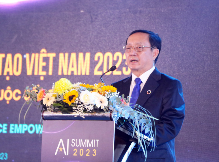 Bộ trưởng Bộ Khoa học và Công nghệ Huỳnh Thành Đạt phát biểu tại sự kiện - Ảnh: TRỌNG NHÂN