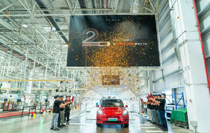 Chiếc Tesla thứ 1 triệu được sản xuất ở nhà máy Thượng Hải - Ảnh: Tesla