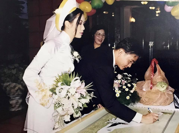 Tiệc cưới của Trịnh Kim Chi tại khách sạn Đệ Nhất TP.HCM với hơn 700 khách mời