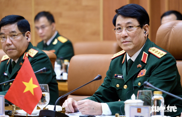 Đại tướng Lương Cường tại hội đàm. Ông khẳng định Đảng, Nhà nước và Quân đội nhân dân Việt Nam luôn coi trọng quan hệ với Lào, coi đây là ưu tiên hàng đầu trong chính sách đối ngoại của mình - Ảnh: HÀ THANH