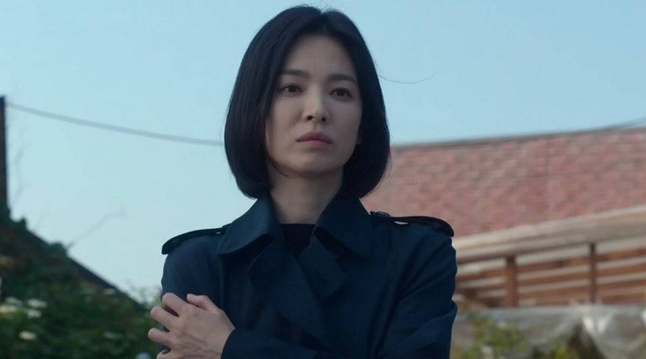 Sau nhiều tác phẩm không tạo được tiếng vang, Song Hye Kyo có màn lột xác ngoạn mục trong The glory.