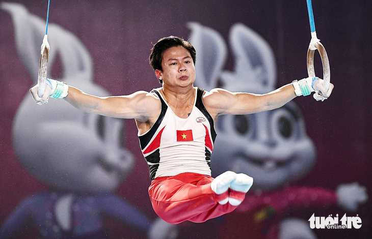 VĐV thể dục dụng cụ Nguyễn Văn Khánh Phong sẽ thi chung kết nội dung vòng treo vào chiều nay - Ảnh: NGUYÊN KHÔI